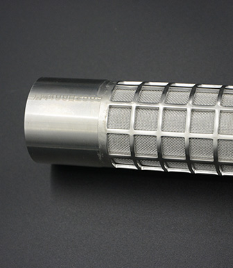 Sintered-mesh-with-perforated-metal-9